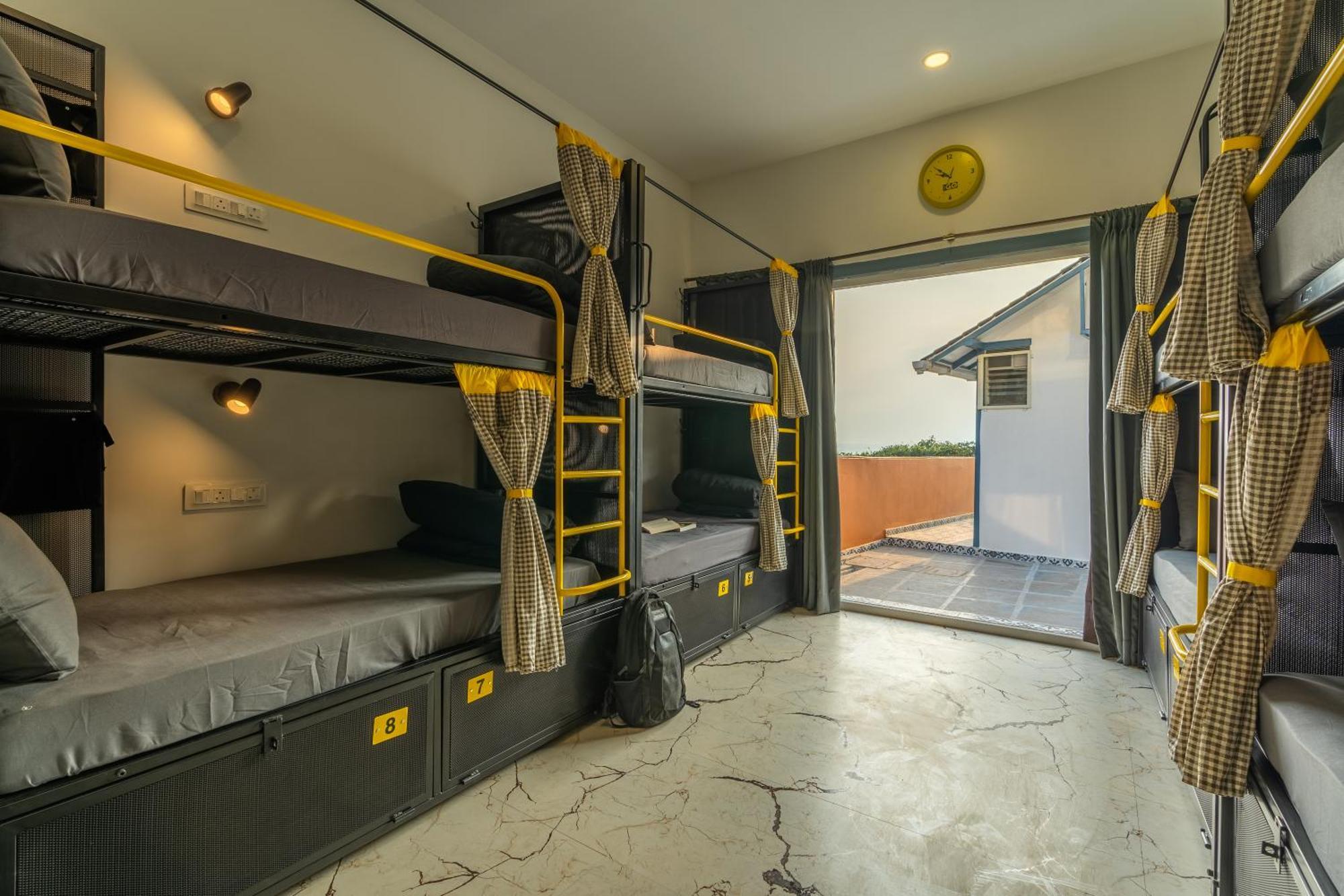 The Hosteller Goa, Mandrem Quarto foto